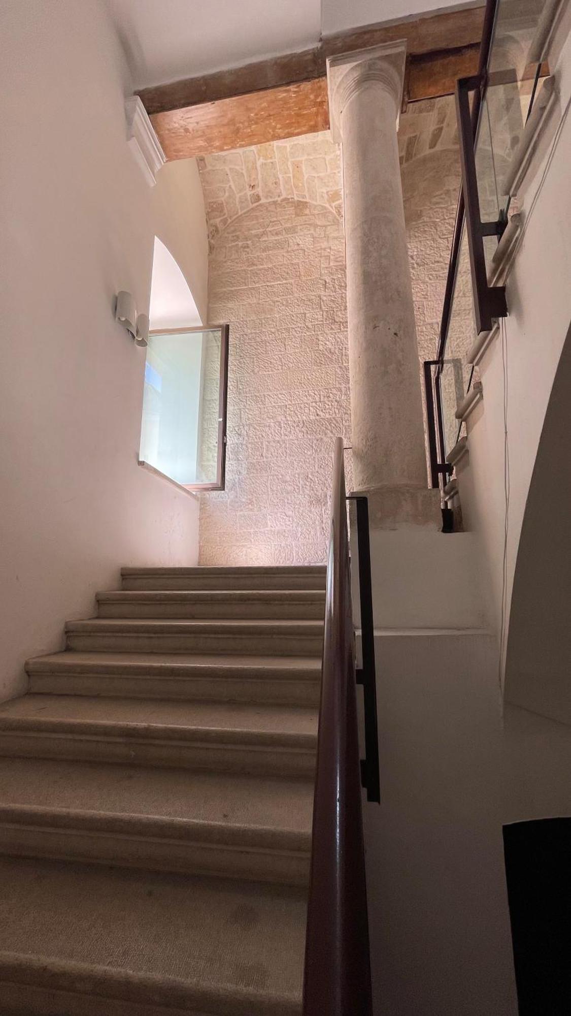 Palazzo Verrone Bari Buitenkant foto