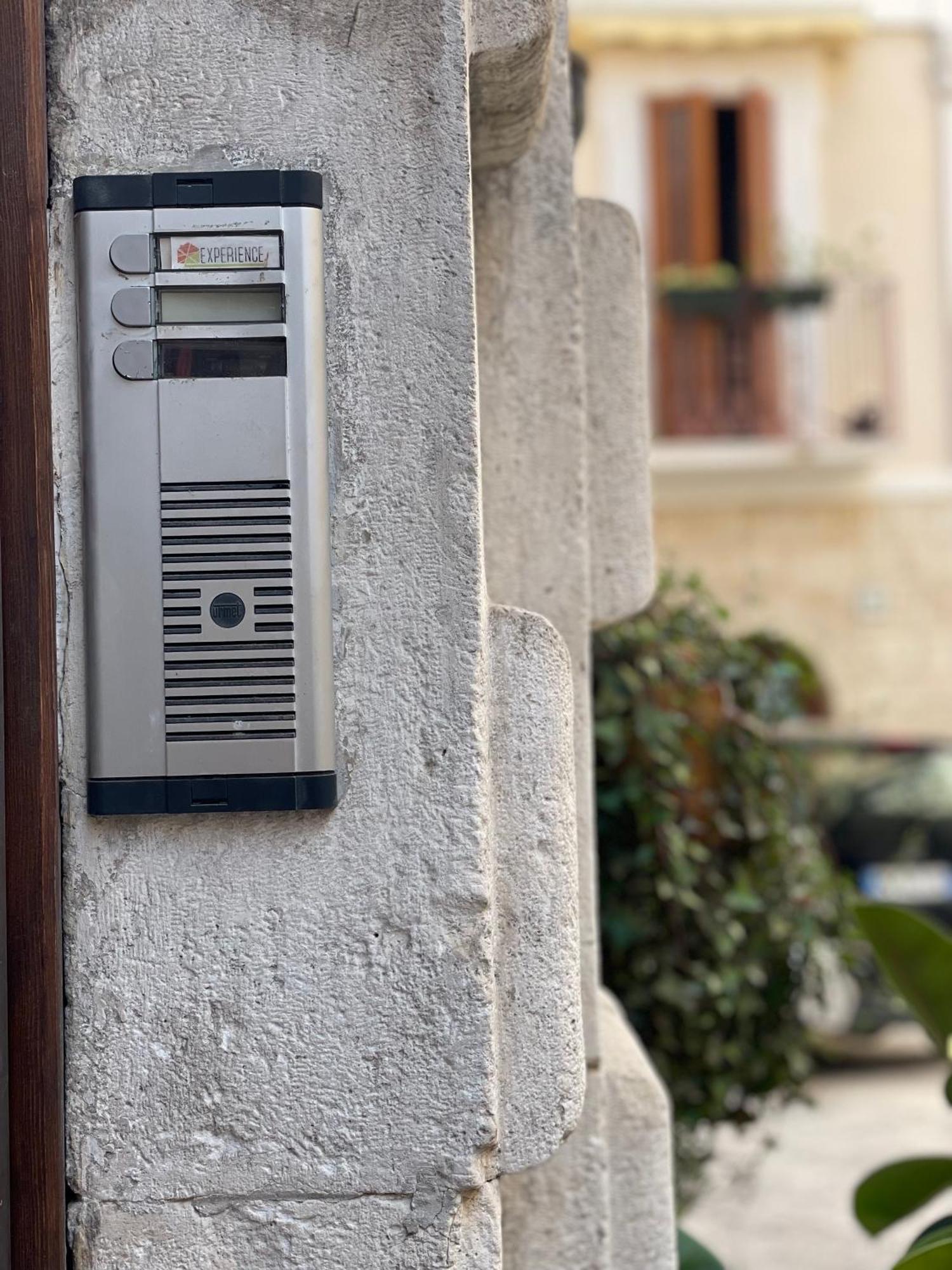 Palazzo Verrone Bari Buitenkant foto
