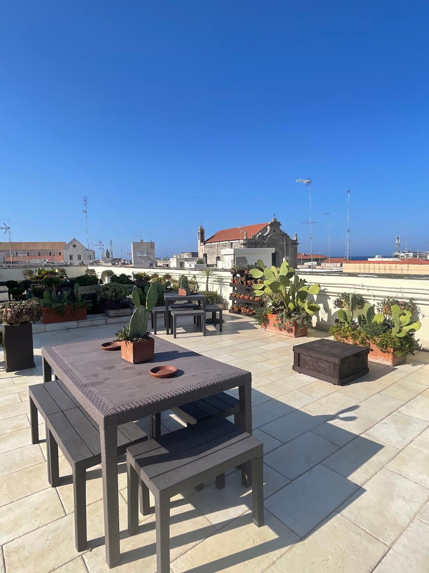 Palazzo Verrone Bari Buitenkant foto