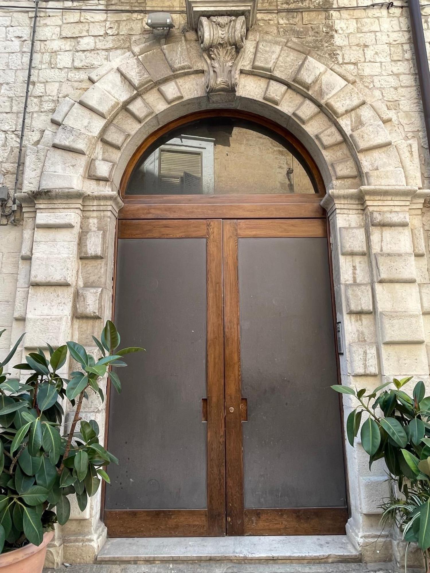Palazzo Verrone Bari Buitenkant foto