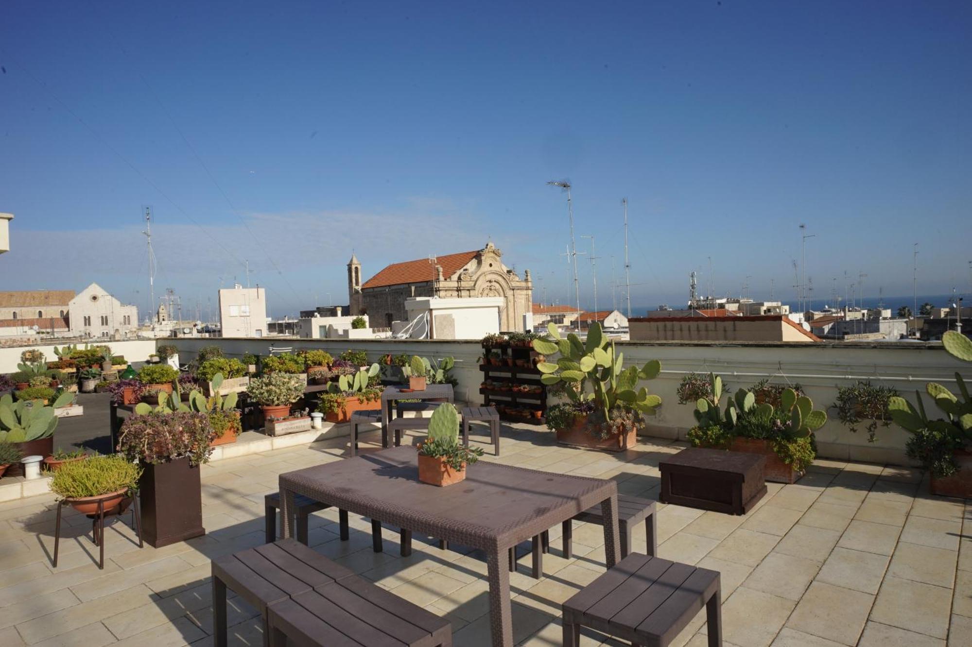Palazzo Verrone Bari Buitenkant foto