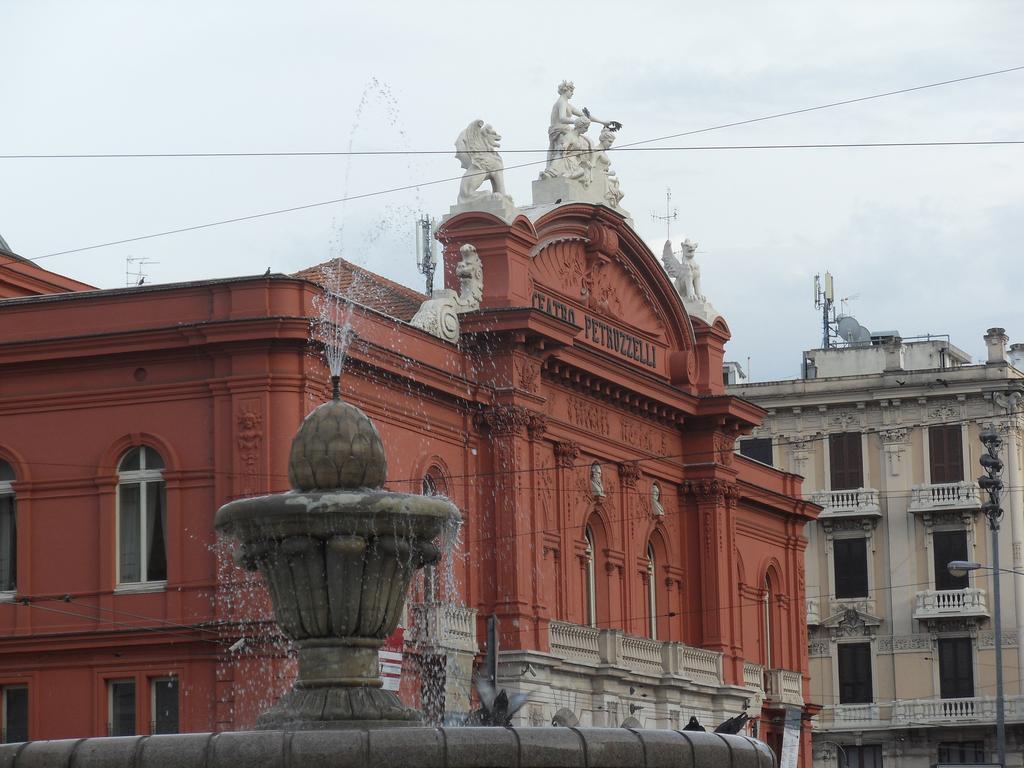 Palazzo Verrone Bari Buitenkant foto
