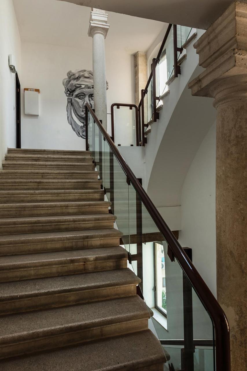Palazzo Verrone Bari Buitenkant foto